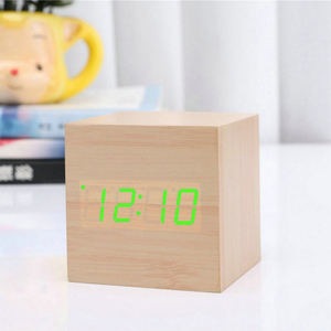 Cubo de Cable USB Recargable con Control por Voz, Reloj Despertador LED de Madera para Mesa de Noche, Regalo Personalizado con Grabado de Logotipo, Regalo de Navidad - Product Image 2