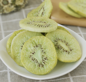 Selección de Frutas Liofilizadas Naturales Provenientes de Piña, Guayaba, Kiwi, Fresa y Plátano para Decoración de Postres, Vietnam - Product Image 5