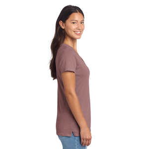 Nouveau style de t-shirt pour femmes à col en V, tissu extensible léger, manches courtes, haut décontracté, fabricant de vêtements OEM, fournisseur en gros - Product Image 4