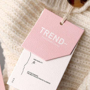 Etiquetas Colgantes de Papel Personalizadas con Impresión de Logotipo en Hilo para Marcas de Ropa - Product Image 5