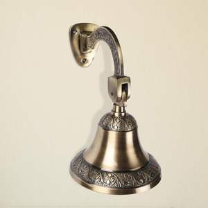 Campana Antigua de Latón, Campana Decorativa de Latón Sólido Vintage con Sonido Profundo y Resonante, Diseño de Base Grabada - Product Image 5