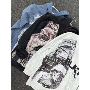 เสื้อฮู้ดผู้ชายแบบสวมหัว ผ้าโพลีเอสเตอร์ผสมฝ้ายเนื้อนุ่ม แฟชั่นเสื้อคลุมมีฮู้ดสำหรับฤดูใบไม้ร่วงและฤดูหนาว สไตล์สตรีทแวร์ เหมาะสำหรับใส่ไปยิม - Product Image 1