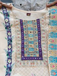 Conjunto de Kurti-Pant y Dupatta de Seda Lila de Alta Calidad con Espejo y Detalles Hechos a Mano, Proveedor Indio, Moda Femenina - Product Image 5