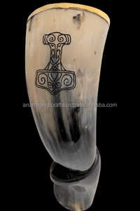 Cuerno para beber vikingo pulido respetuoso con el medio ambiente hecho a mano natural personalizado de la mejor calidad para restaurante y Hotel en casa de la India. - Product Image 2