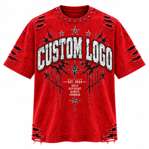 Camiseta Oversize para Hombre con Efecto Desgastado, Cuello con Tachuelas Color Borgoña, Manga Corta, Cuello Redondo, Estilo Urbano, Estampado de Letras - Product Image 4