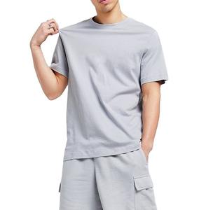 Nouveauté : Ensemble short et t-shirt respirant en coton pour homme – Idéal pour la gym et l'été – Tenue décontractée pour homme – OEM - Product Image 1