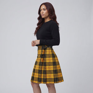 High Quality Wholesale Comfortable Unisex <b>Women</b> <b>Tartan</b> <b>Skirts</b> Adjustable Wait Pleated Scottish National Customized Kilt - Product Image 1