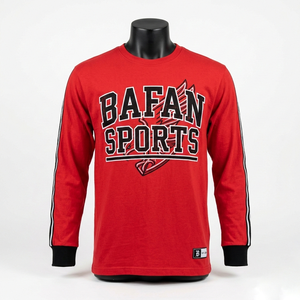 Camiseta de Manga Larga de Algodón Premium de 220 GSM, Roja con Paneles de Manga en Contraste, Logotipo Personalizado con Impresión Puff - Product Image 3