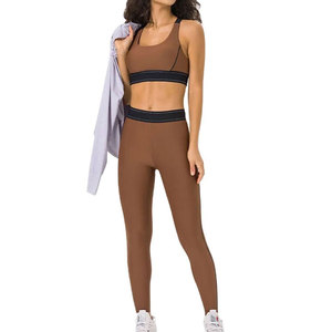 Ensemble de yoga 2 pièces personnalisé pour femme, uni/à carreaux, taille haute, vêtements de fitness et d'entraînement, soutien-gorge de sport et legging, vente en gros - Product Image 5