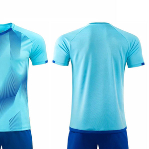 Tenue de football pour hommes sur mesure, respirante, pour compétition et entraînement, ensemble d'uniformes de football personnalisés avec nom d'équipe - Product Image 5