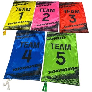 Drapeau rectangulaire en polyester noir pour équipe de combat MMA, impression numérique durable, mât en aluminium - Product Image 5