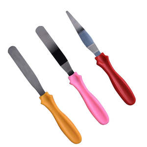 Ensemble de 3 spatules et couteaux à glaçage angulaires en acier inoxydable pour la décoration de gâteaux – Outils de pâtisserie durables et réutilisables - Product Image 1