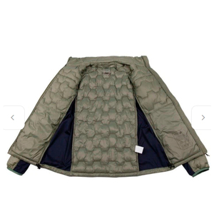 Veste matelassée imperméable personnalisée de haute qualité pour homme, design professionnel, style à capuche zippé, hiver/automne, service OEM disponible, devant - Product Image 2