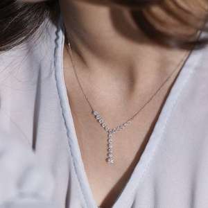 Colgante y Cadena con Diamante Redondo Cultivado en Laboratorio IGI D-E-F VVS-VS en Oro, Oro Rosa, Oro Blanco y Plata de Ley - Product Image 1