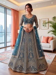 Ensemble Lehenga Moderne Beige Brodé Longueur Ras du Sol Infroissable avec Dupatta en Tulle et Blouse Col V – Tenue Lehenga pour Mariage et Banquet - Product Image 3