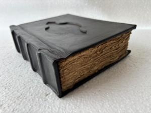 Journal en cuir rigide de luxe vintage portable, avec papier à bords frangés antique, aspect vieilli, fait main, Grimoire, Cahier des ombres - Product Image 5
