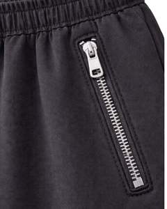 Pantalon cargo large en molleton noir anthracite personnalisé pour femme, taille élastique, poches zippées, style streetwear décontracté, idéal pour l'hiver - Product Image 3