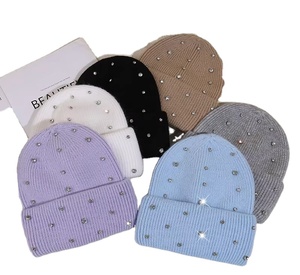 หมวกไหมพรมอะคริลิก 100% ขายส่ง หมวกบีนนี่ประดับเพชรเทียมสำหรับฤดูหนาว ให้ความอบอุ่น สวมใส่สบาย มีหลายสีให้เลือก - Product Image 2