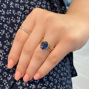 Bague de fiançailles en or jaune 14 carats avec pierre précieuse bleu royal ovale de 4,83 carats, sertie de griffes, style solitaire, bijou de mariage - Product Image 1
