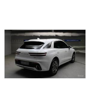 Genesis GV70 2.5T 2024, Gasolina, Tracción en las Cuatro Ruedas, Caja de Cambios Automática, Asientos de Cuero, Cámara Trasera, 37,975 km, Volante a la Izquierda - Product Image 2