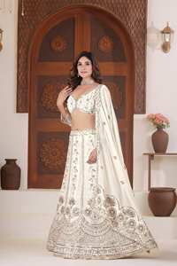 Ramdev Trading – Lehenga Choli traditionnel pour femme en tissu filet papillon recyclé, idéal pour mariages, occasions festives et soirées - Product Image 3