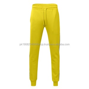 Ensemble de survêtement deux pièces à capuche pour homme, tendance et luxueux 2026, en tissu respirant, léger, écologique et à séchage rapide, idéal pour les voyages et les loisirs - Product Image 6
