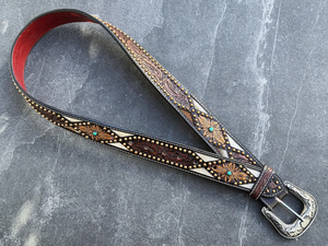 Cinturón de Cuero Vacuno Hecho a Mano, Estilo Western, con Hebilla de Acero, para Aventuras al Aire Libre - Product Image 2