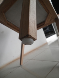 Chaise de salle à manger de style bistrot avec structure en teck massif et siège rembourré pour usage domestique - Product Image 6