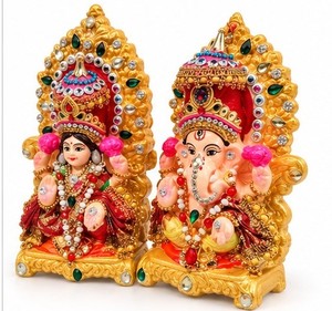 Ensemble de 2 statues religieuses Ganesha et Lakshmi en polyrésine, fabriquées à la main, décoration traditionnelle pour la maison, cadeau de Diwali - Product Image 4