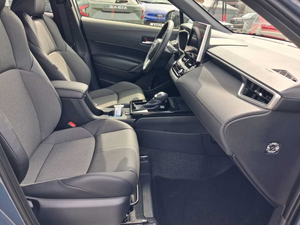 Toyota Corolla Cross 2.0 Hybride Élégant, SUV Hybride Économe en Carburant, Transmission Automatique, Voiture Familiale - Product Image 4