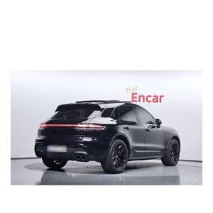 Porsche Macan 2.9 GTS 2023 con Asientos de Cuero, Volante a la Izquierda, Cámara Trasera, Solo 19,901 km de Kilometraje - Product Image 2
