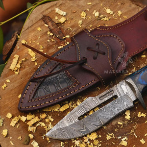 Couteau de camping en acier damas fait main sur mesure avec manche en bois, couteau droit de randonnée, couteau de pêche multifonctionnel - Product Image 3