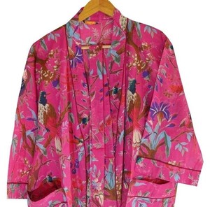 Robe Kimono en Coton Indien pour Femme, Kimono de Nuit Fait Main, Kimono en Coton Imprimé, Kimono Imprimé Oiseaux Roses, Robe de Demoiselle d'Honneur - Product Image 1