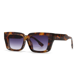 Lmamba 9249 OEM ODM Fashion Retro Luxury Designer Sun Glasses Thick Square Vintage Custom Logo <b>Sunglasses</b> Women Men - Product Image 4