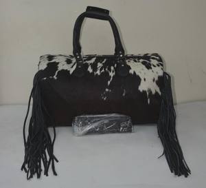 Bolsa de Viaje de Cuero Genuino con Pelo de Vaca, Cierre de Cremallera, Estilo Vintage, Hecha a Mano, para Fin de Semana o Viajes Cortos LHODB-0114 - Product Image 4