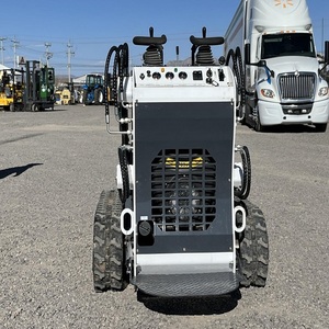 รถตักล้อยางขนาดเล็ก JQ Power Compact Skid Steer Loader ประสิทธิภาพสูง พร้อมส่วนประกอบระดับพรีเมียมและระบบส่งกำลังที่มีประสิทธิภาพ สำหรับขาย - Product Image 3