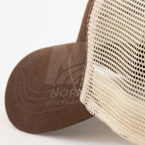 Gorra Trucker Esencial para Exteriores, Diseñada con Acabado Premium, Cómoda para Actividades Diarias - Product Image 6