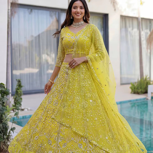 LAHENGA CHOLI TRADITIONNEL VINTAGE POUR FÊTE, SECHEMENT RAPIDE, SOFT, EN FILET PAPILLON, AVEC BRODERIE À LA PAILLETTES ET MATÉRIAUX RÉUTILISÉS - Product Image 1