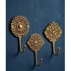Crochets muraux bohèmes dorés en métal, porte-manteau décoratif en fonte sculptée, à fixer au mur pour salle de bain, style vintage - Product Image 1