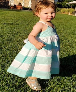 ชุดเดรสผ้าฝ้ายสีขาวลายทางสำหรับเด็กหญิง,ชุดมิ้นท์ผ้าฝ้ายสีขาวนุ่มและระบายอากาศได้ดีพร้อมโบว์สีขาวขนาดใหญ่ด้านหลังเครื่องแต่งกายที่สมบูรณ์แบบสำหรับฤดูร้อน - Product Image 1