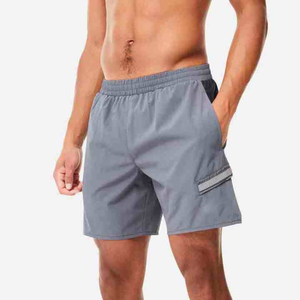 Tendance 2026 : Survêtement coupe-vent pour homme avec capuche ajustable en tissu tissé et fermeture éclair frontale - Product Image 2