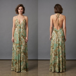 Vestido Maxi Bohemio Elegante y Discreto para Mujer, con Cuello en V, Espalda Descubierta, Cintura Natural, Estampado Verde, Tirantes Finos y Borlas, Ideal para Fiestas de Verano - Product Image 5