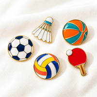 Broches en métal plaqué or, découpées à l'emporte-pièce, pour passionnés de sport, avec motifs de football, basketball, badminton et équipements sportifs, style dessin animé