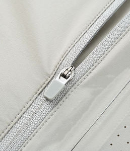 Veste de pluie unisexe pour l'extérieur, coupe-vent imperméable, veste de randonnée et de sport, fabriquée par un fabricant OEM - Product Image 4