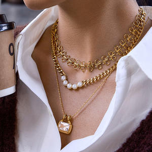 Collier pendentif minimaliste en acier inoxydable plaqué or 18 carats PVD, bijoux de mode, collier pendentif en zircon - Product Image 5