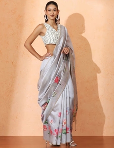 Sari de Seda Tussar Gris con Estampado Floral KV con Blusa Sin Coser - Product Image 1
