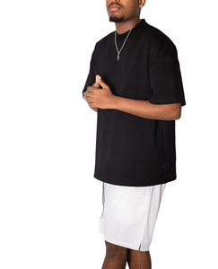 Shorts de sport amples en polyester pour homme, personnalisables avec impression intégrale, pour la gym, l'athlétisme et le basketball, en maille respirante - Product Image 2