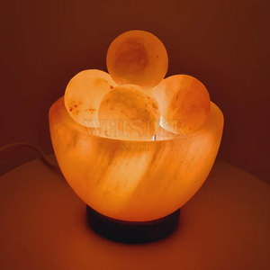 Lámpara de Sal con Diseño Natural de Trozos de Roca Volcánica, Iluminación Cálida, Construcción Duradera - Product Image 3