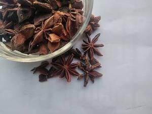 Anis étoilé indien entier, épice 100% pure séchée, saveur et parfum naturels, pour la vente en gros et l'exportation sur les marchés alimentaires mondiaux - Product Image 2