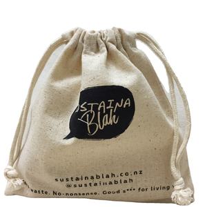 Pochette en coton réutilisable avec logo personnalisé écologique avec cordon de serrage Petite toile Lettre sérigraphiée Sac à provisions de style poinçon - Product Image 1